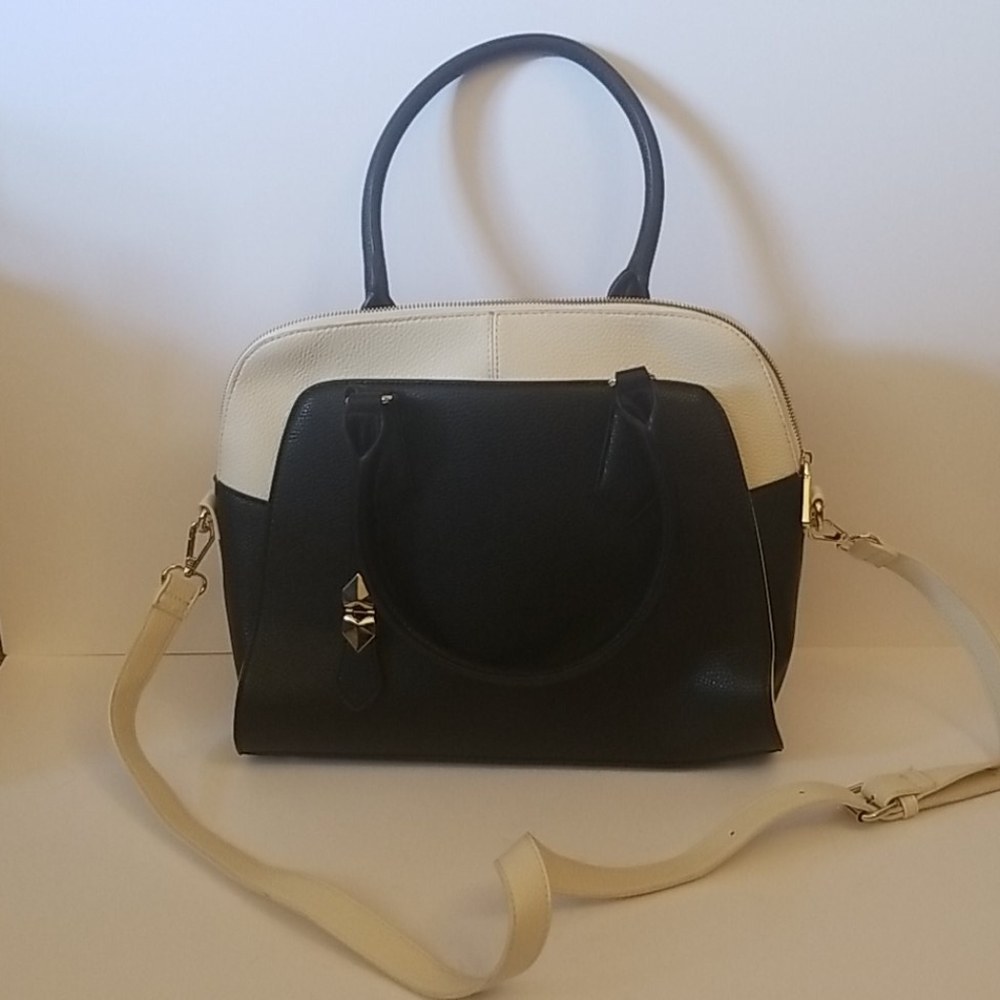 EUC Black and White Charming Charlie's Satchel